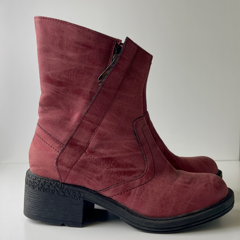 2 Lips Too Women’s Boots Size 7.5